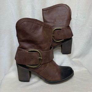 Rampage Ivette Distressed Boots